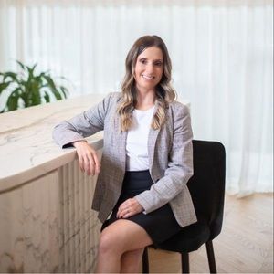 Meet your Posher, Lisa